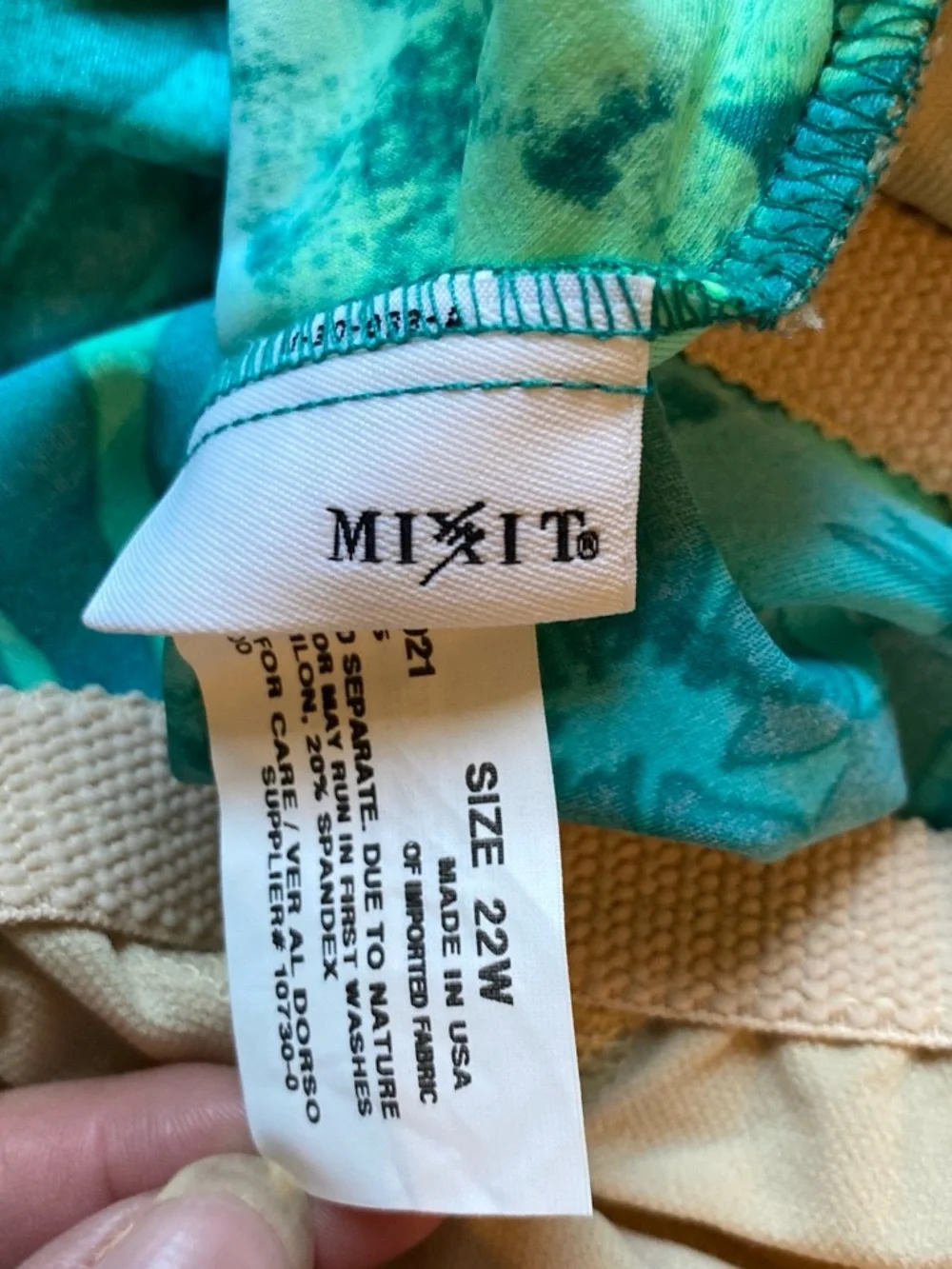 Mixit vibrant floral